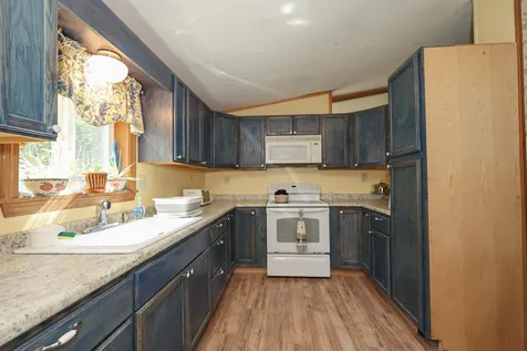 40 Silkwood Avenue Belmont NH 03220