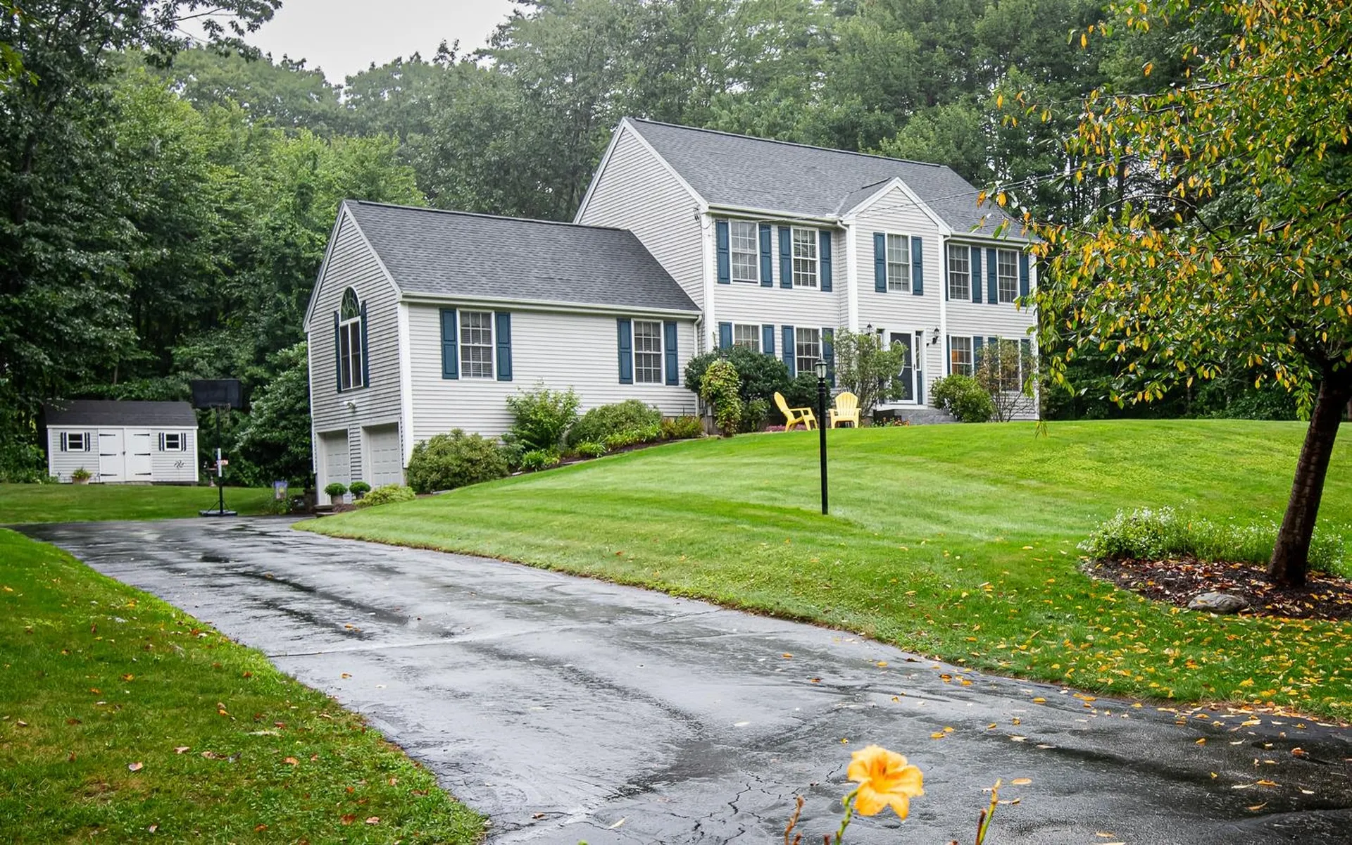 18 Ginaco Road Epping NH 03042