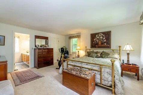 2 Lilac Lane Wolfeboro NH 03894