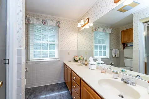 2 Lilac Lane Wolfeboro NH 03894