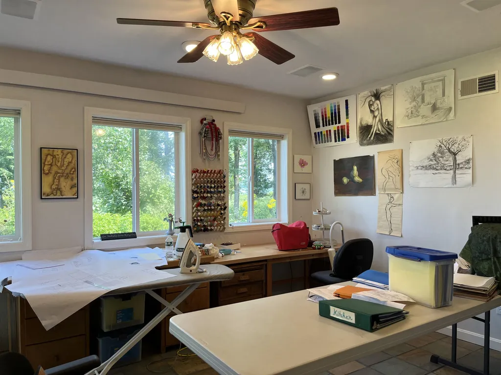 427 Fee Fee Point Road North Hero VT 05474