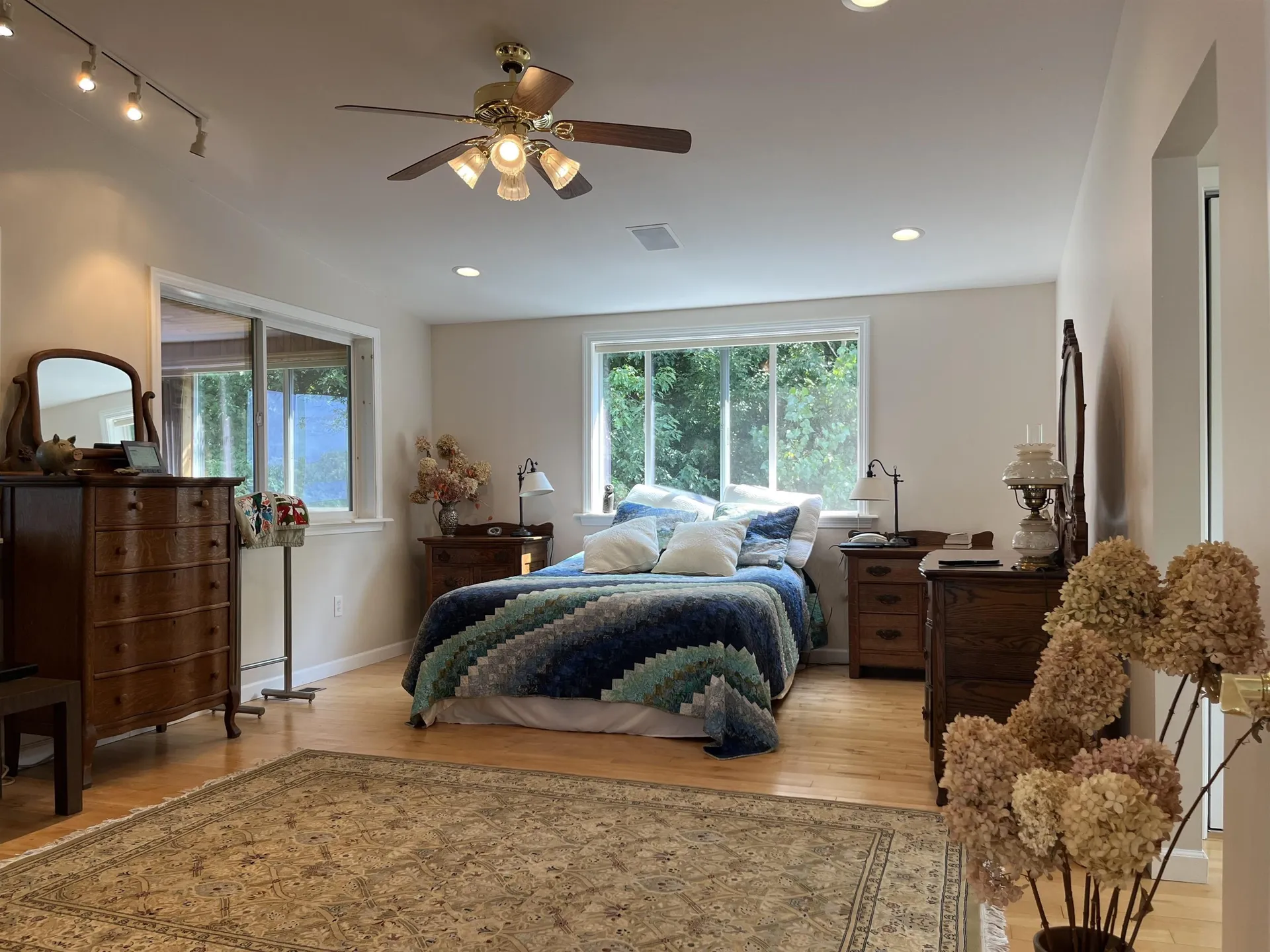427 Fee Fee Point Road North Hero VT 05474