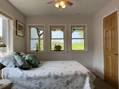 427 Fee Fee Point Road North Hero VT 05474