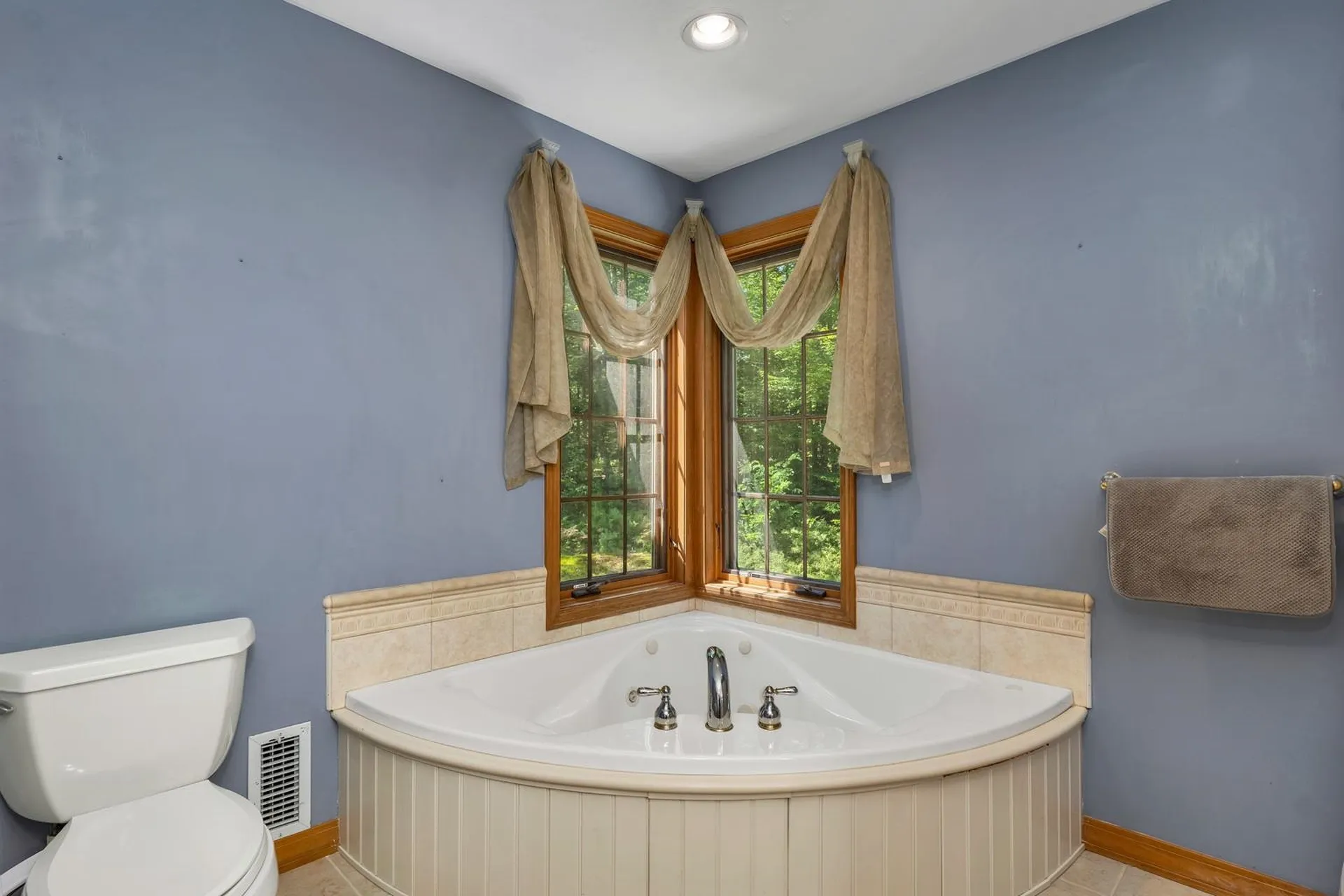 250 Jenness Hill Road Bristol NH 03222