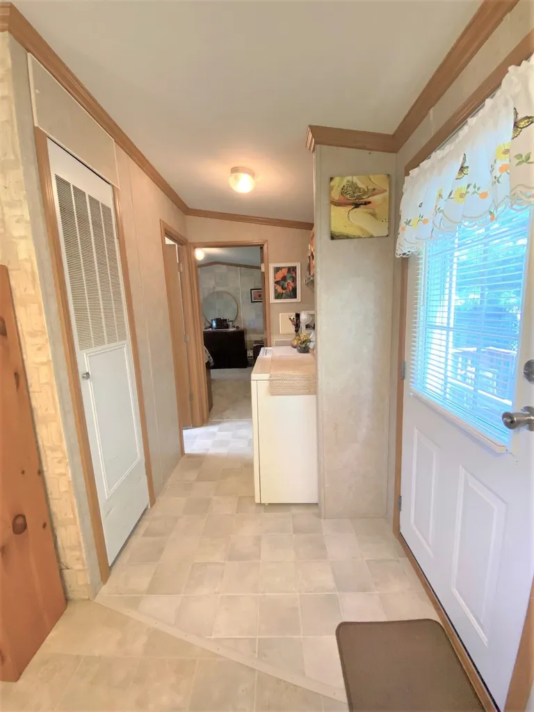 27 Fairway Avenue Newport NH 03773