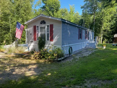 9 Scotch Pine Lane Ossipee NH 03814