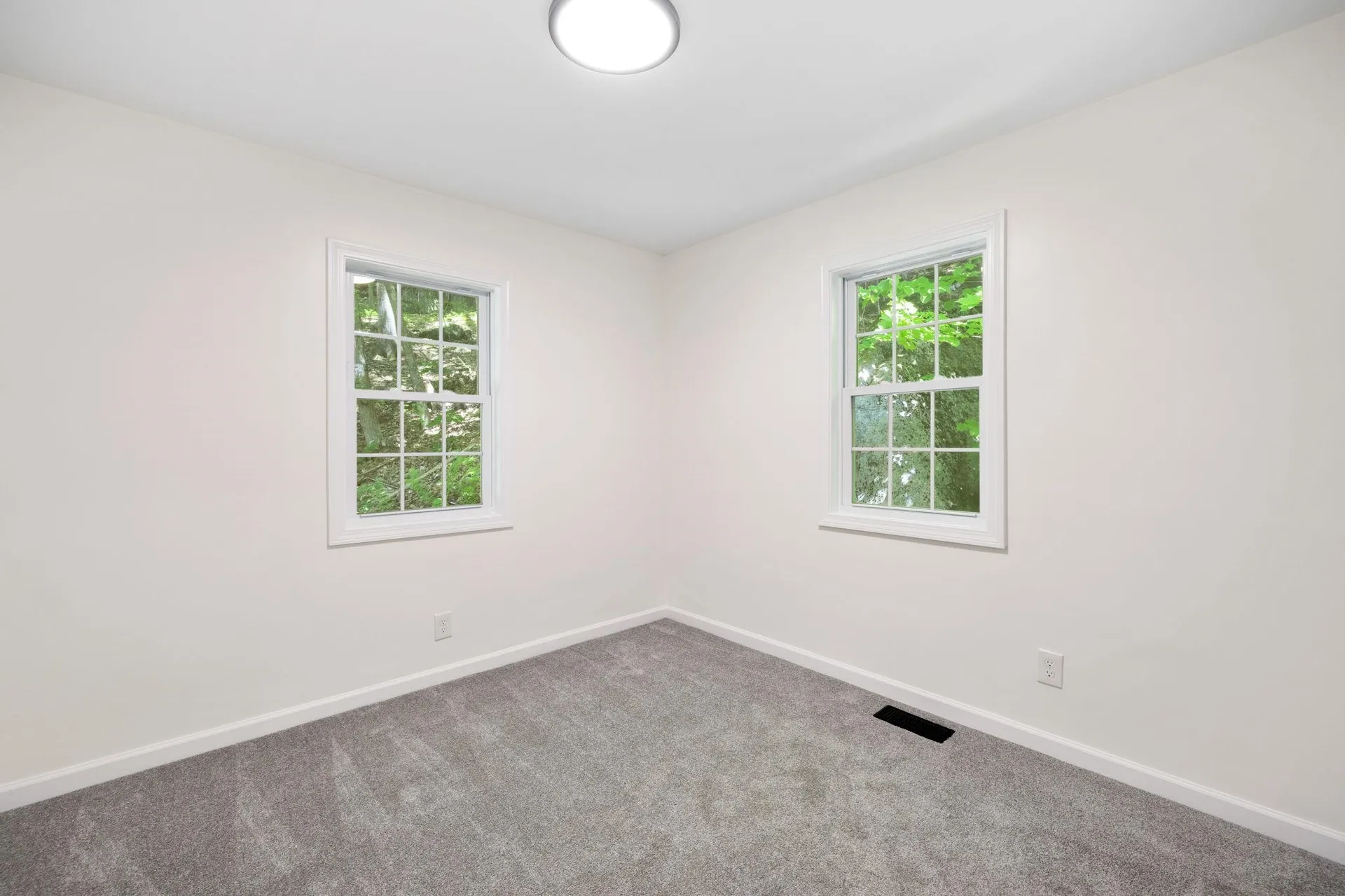 21 Chestnut Avenue Gilmanton NH 03237