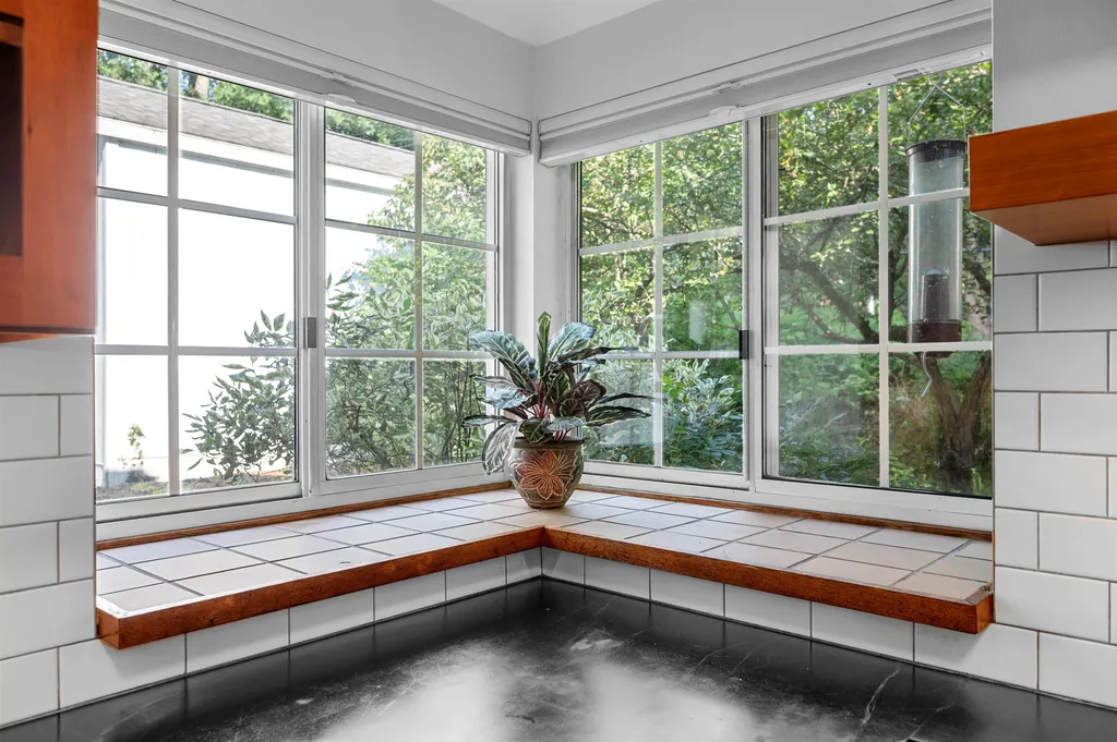 61 Winding Brook Drive South Burlington VT 05403