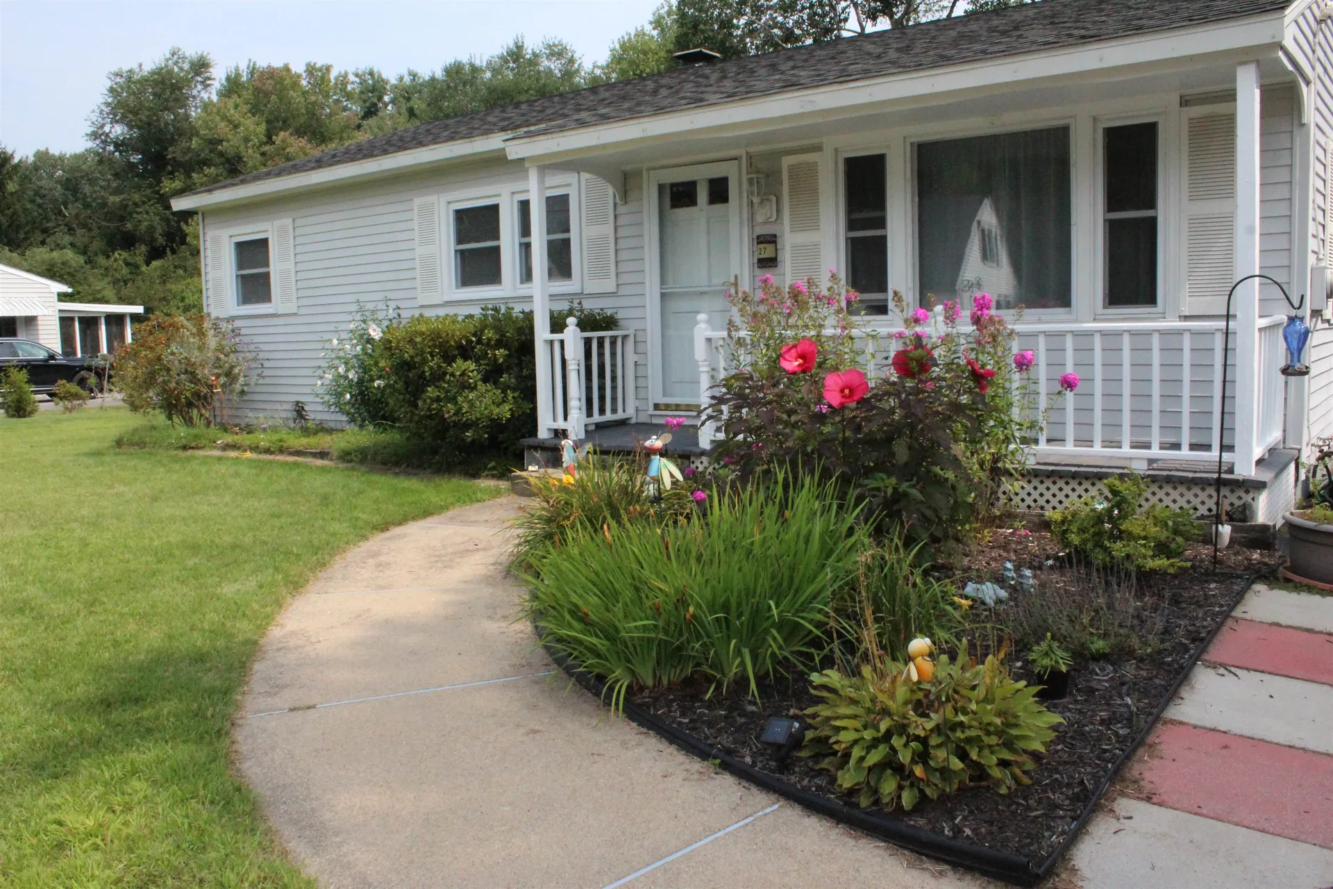 27 Ruta Circle Manchester NH 03102
