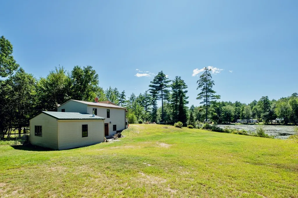 3229 Province Lake Road Wakefield NH 03830