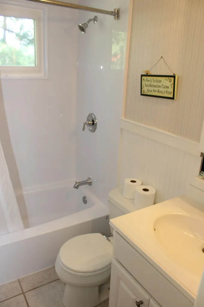 7 Easy Street New Hampton NH 03256