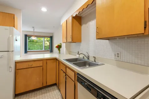 17 Robin Way Brattleboro VT 05301