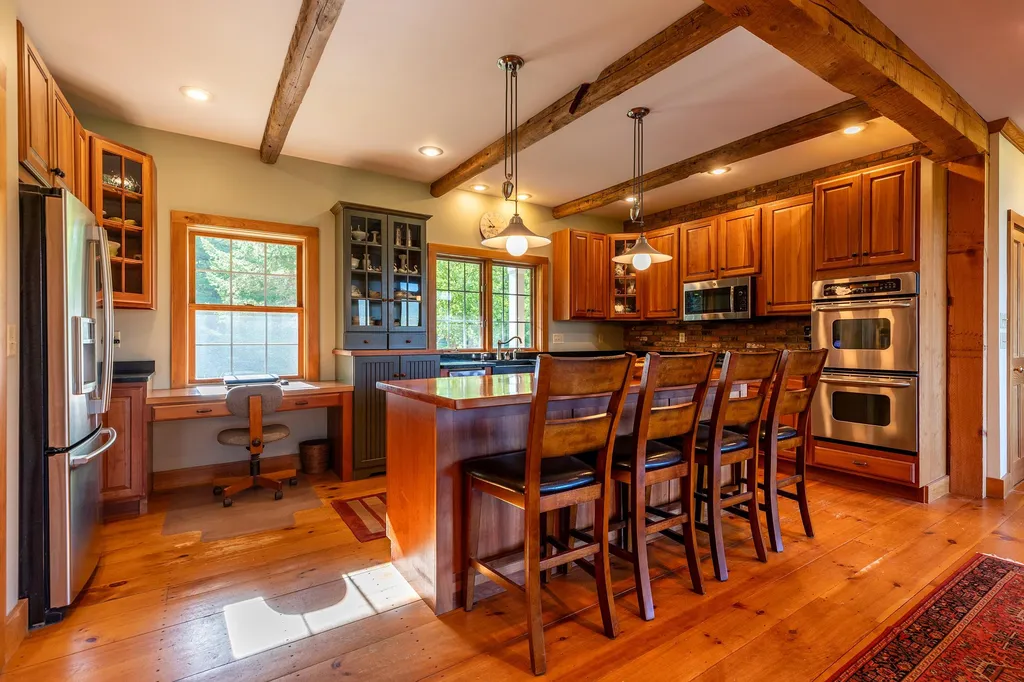 375 Overlook Road Manchester VT 05255