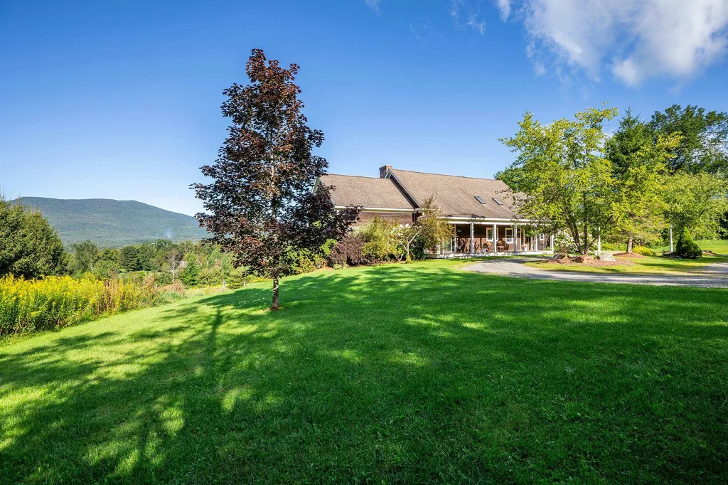 375 Overlook Road Manchester VT 05255