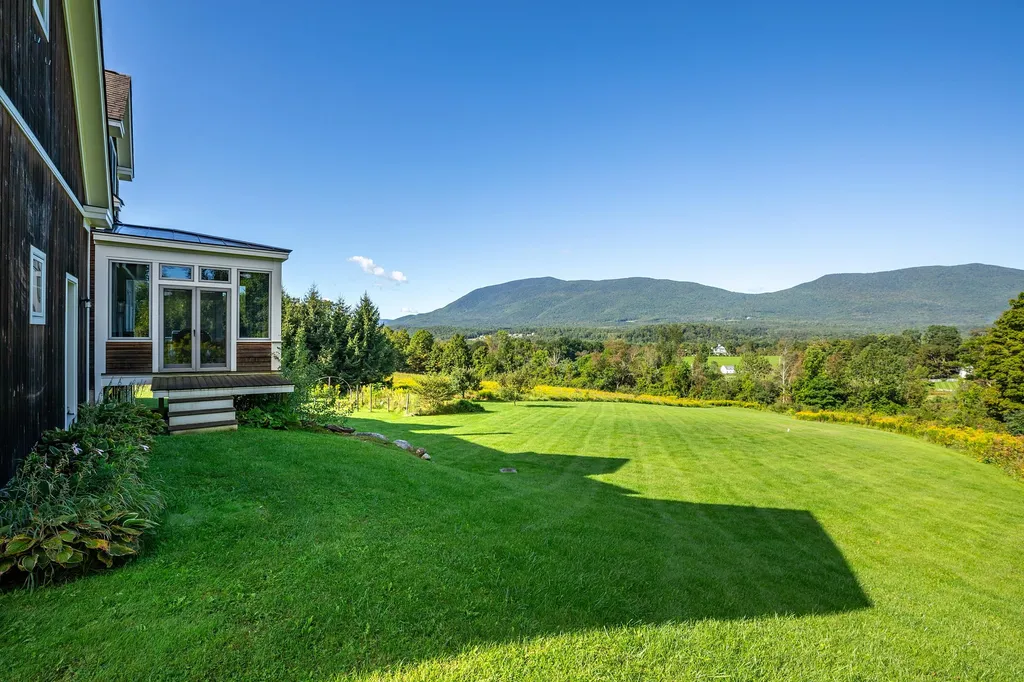 375 Overlook Road Manchester VT 05255