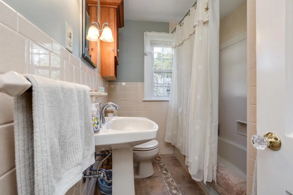 199 Goffstown Road Manchester NH 03102