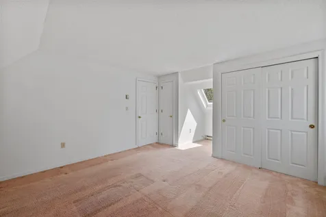55 Garden Circle Laconia NH 03246