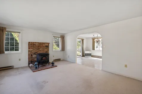 55 Garden Circle Laconia NH 03246