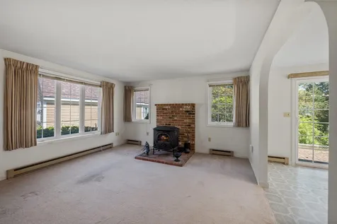 55 Garden Circle Laconia NH 03246