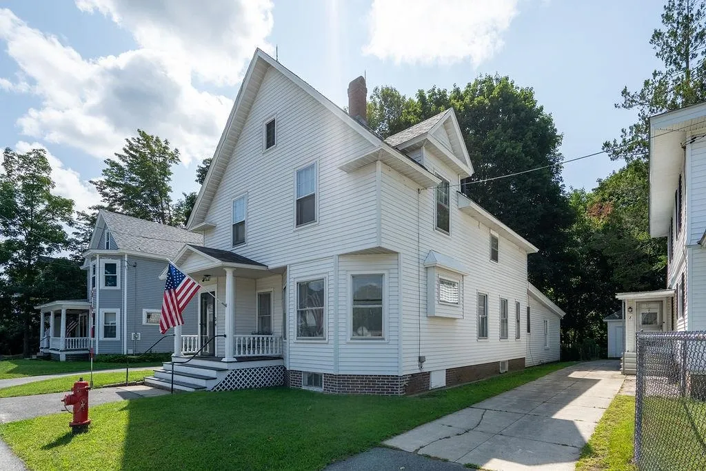 3 Sheridan Avenue Rochester NH 03867