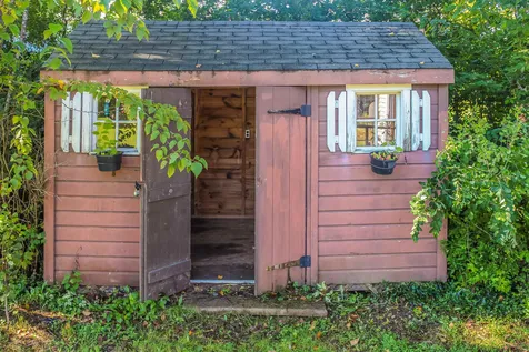107 Tilton Hill Road Pittsfield NH 03263