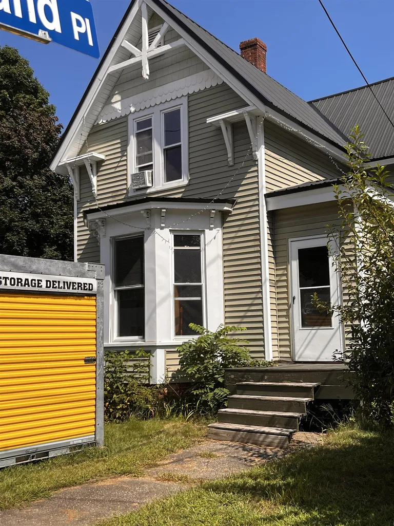 27 Fair Street Laconia NH 03246