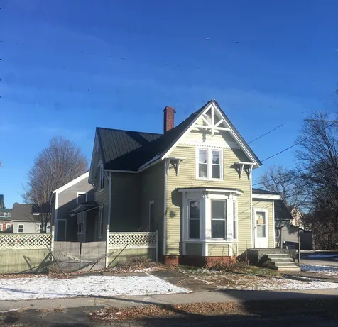 27 Fair Street Laconia NH 03246
