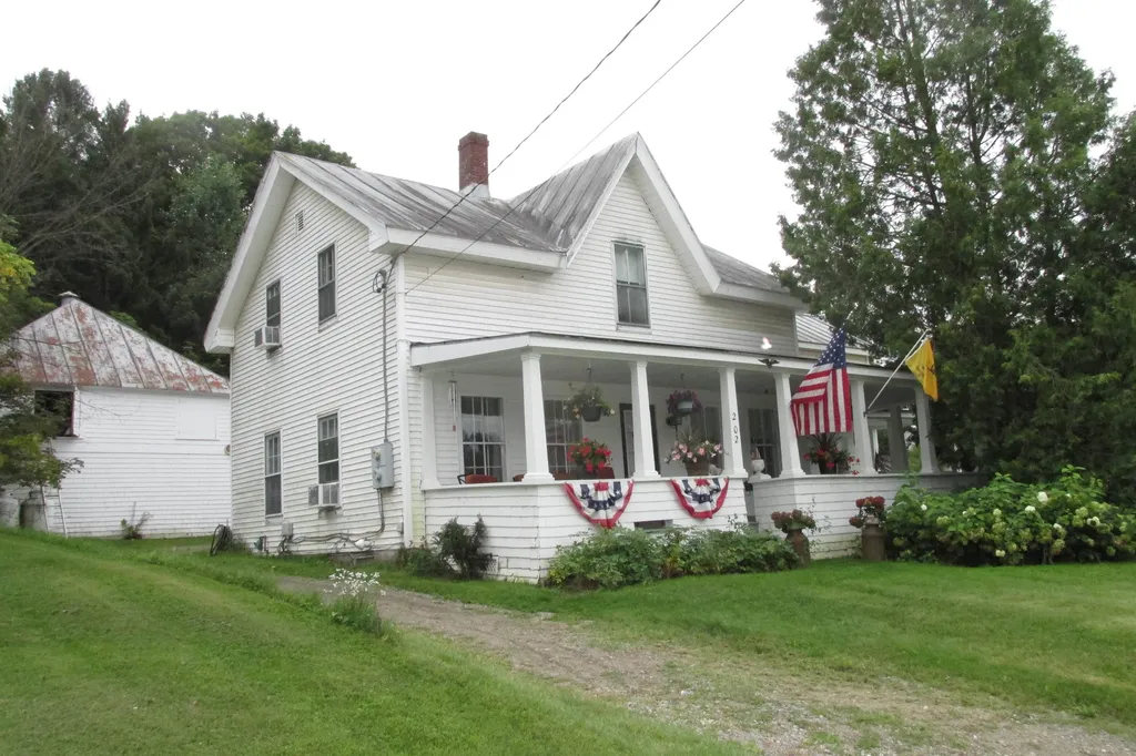 202 Province Street Richford VT 05476