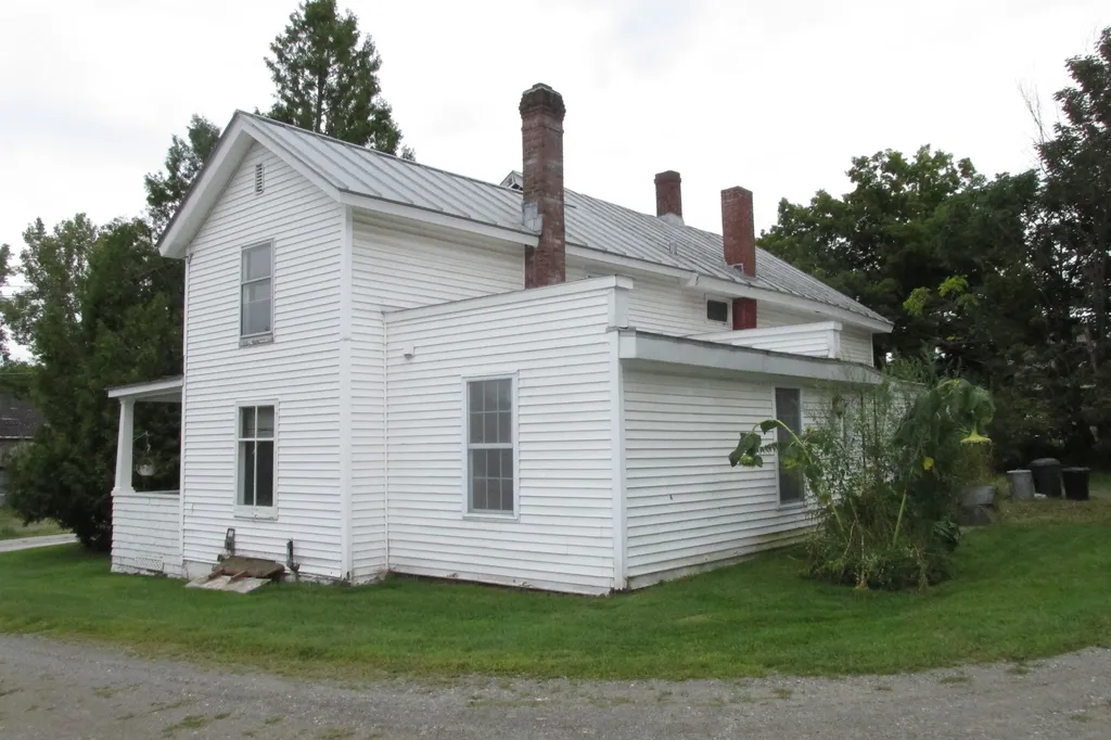 202 Province Street Richford VT 05476
