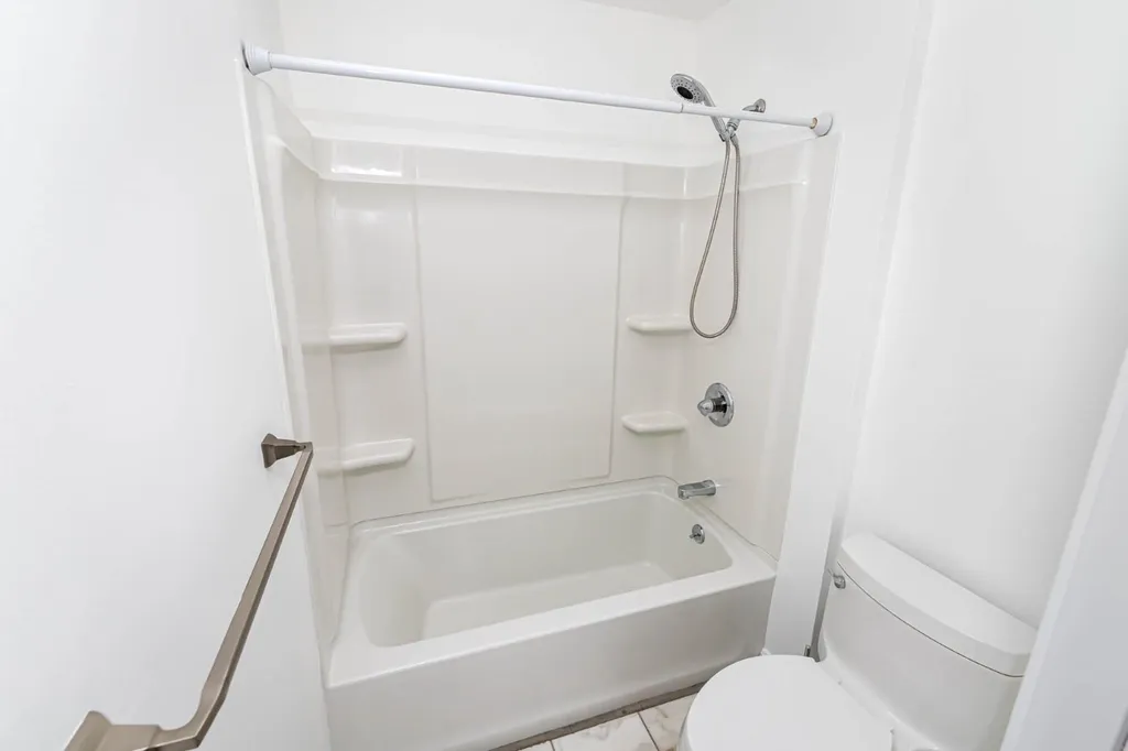 11 Deerwood Drive Litchfield NH 03052