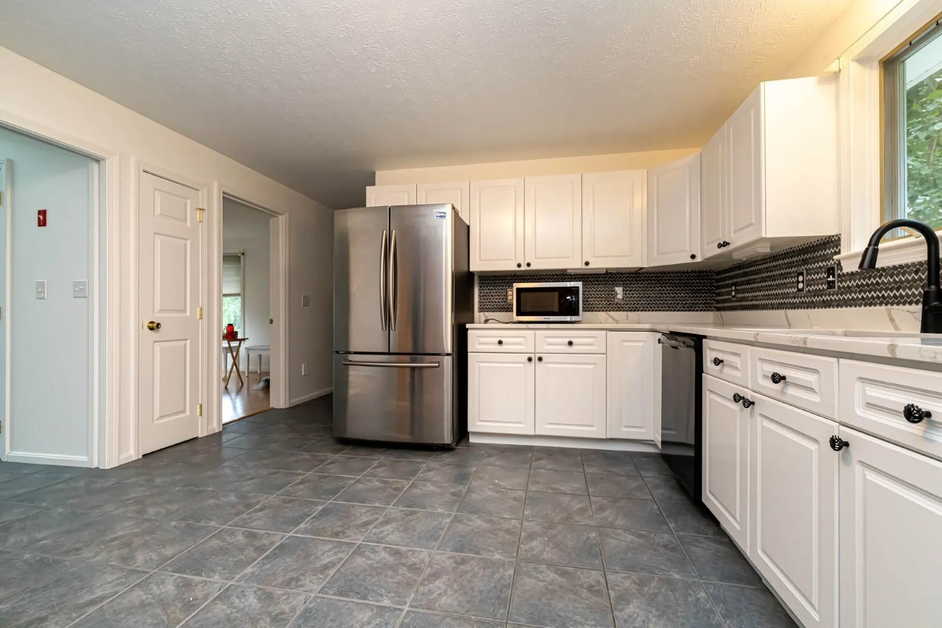 11 Deerwood Drive Litchfield NH 03052