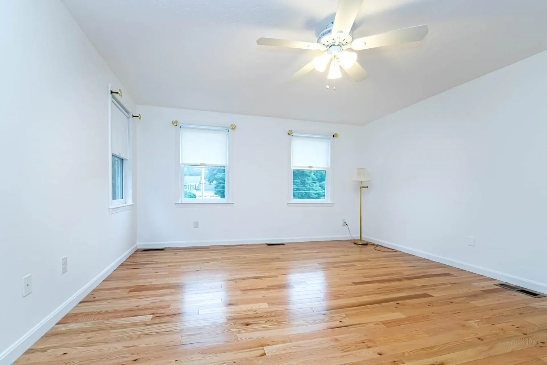 11 Deerwood Drive Litchfield NH 03052