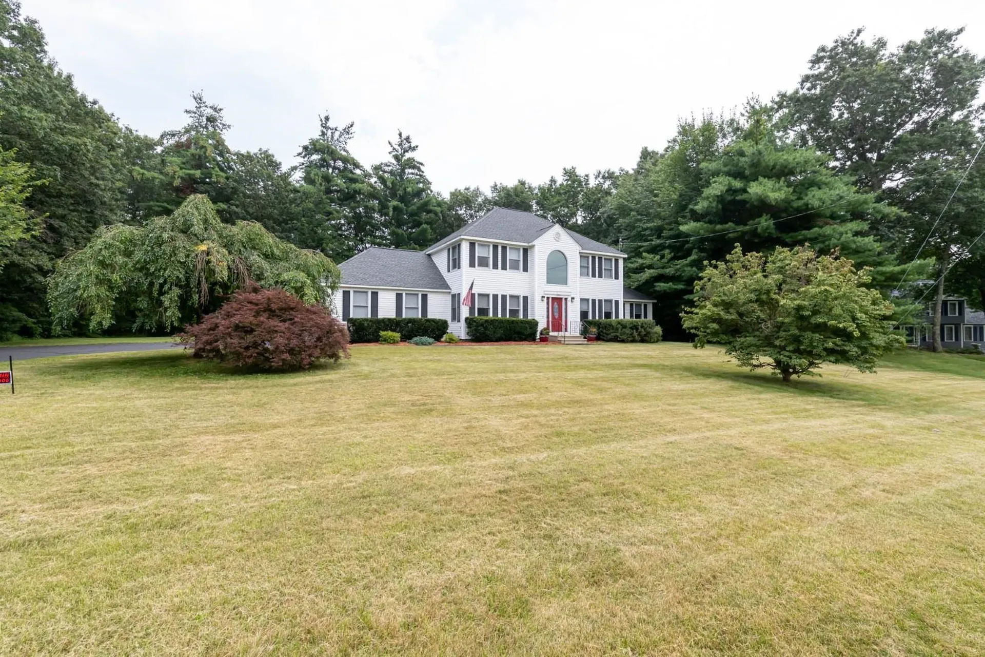 11 Deerwood Drive Litchfield NH 03052