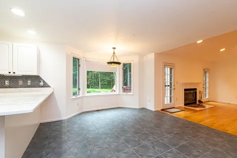 11 Deerwood Drive Litchfield NH 03052