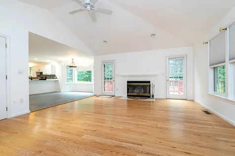 11 Deerwood Drive Litchfield NH 03052