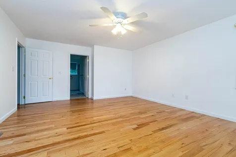 11 Deerwood Drive Litchfield NH 03052