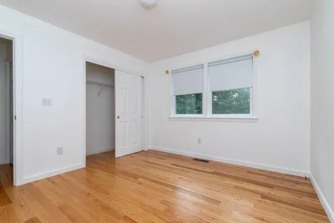 11 Deerwood Drive Litchfield NH 03052