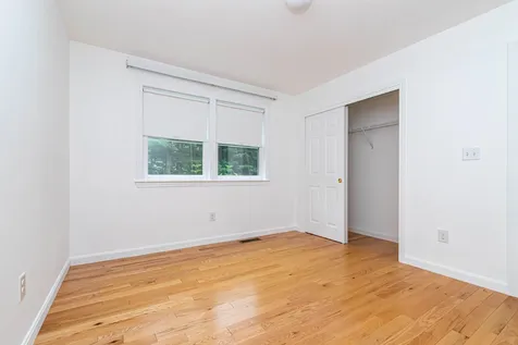 11 Deerwood Drive Litchfield NH 03052