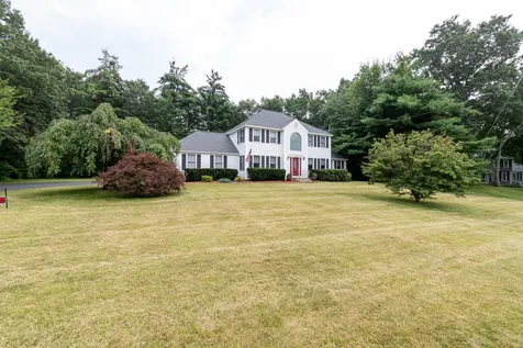 11 Deerwood Drive Litchfield NH 03052