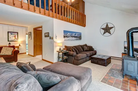 123 Stonehurst Manor Road Conway NH 03860
