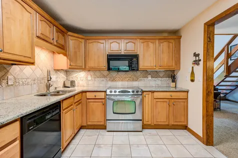 123 Stonehurst Manor Road Conway NH 03860