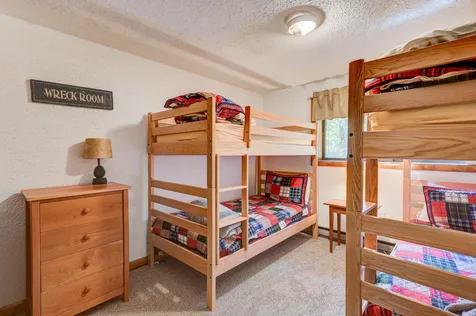 123 Stonehurst Manor Road Conway NH 03860