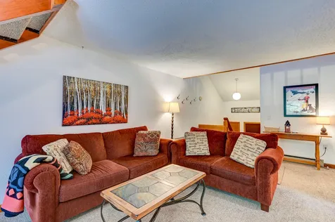 123 Stonehurst Manor Road Conway NH 03860
