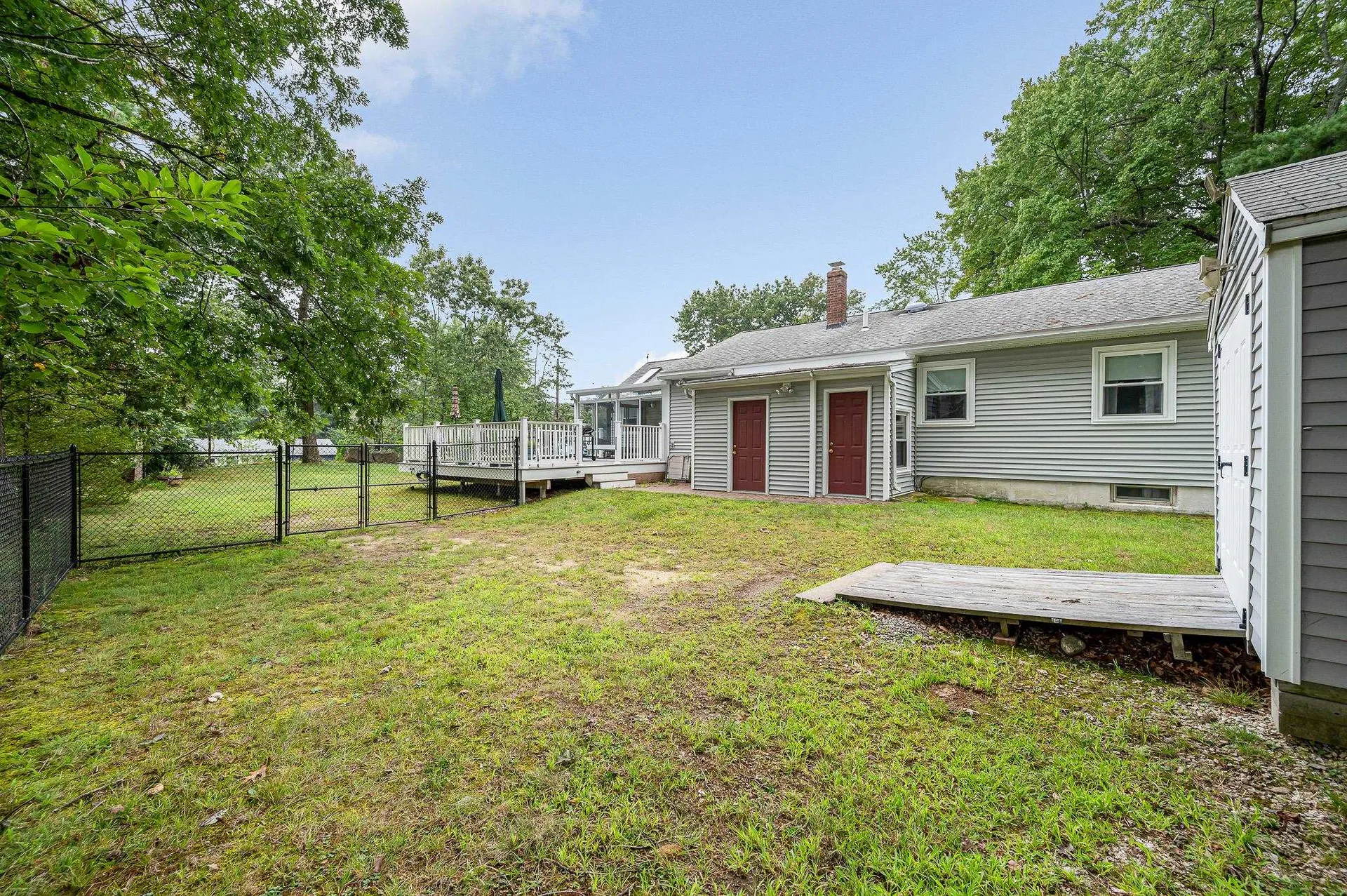 1 Greentrees Drive Hudson NH 03051