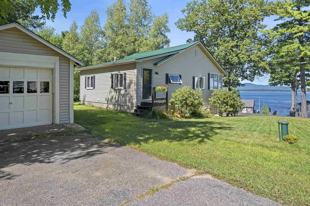 47 Terrace Hill Road Gilford NH 03249