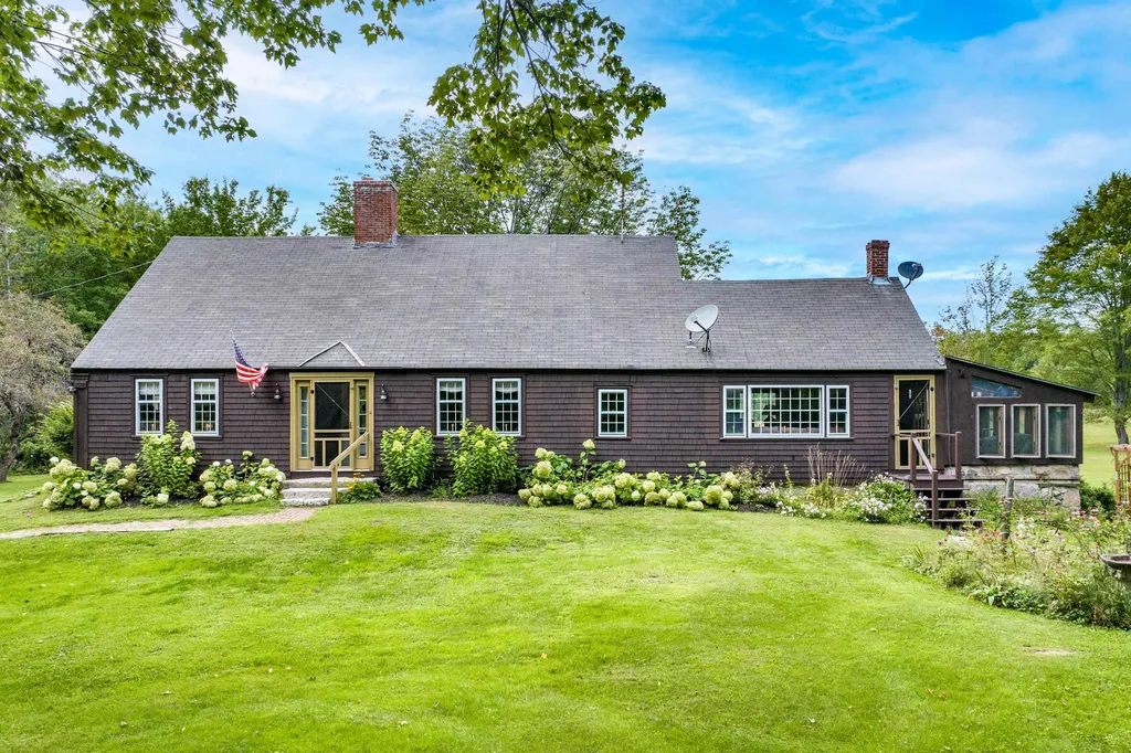 190 Leighton Corner Road Wakefield NH 03872