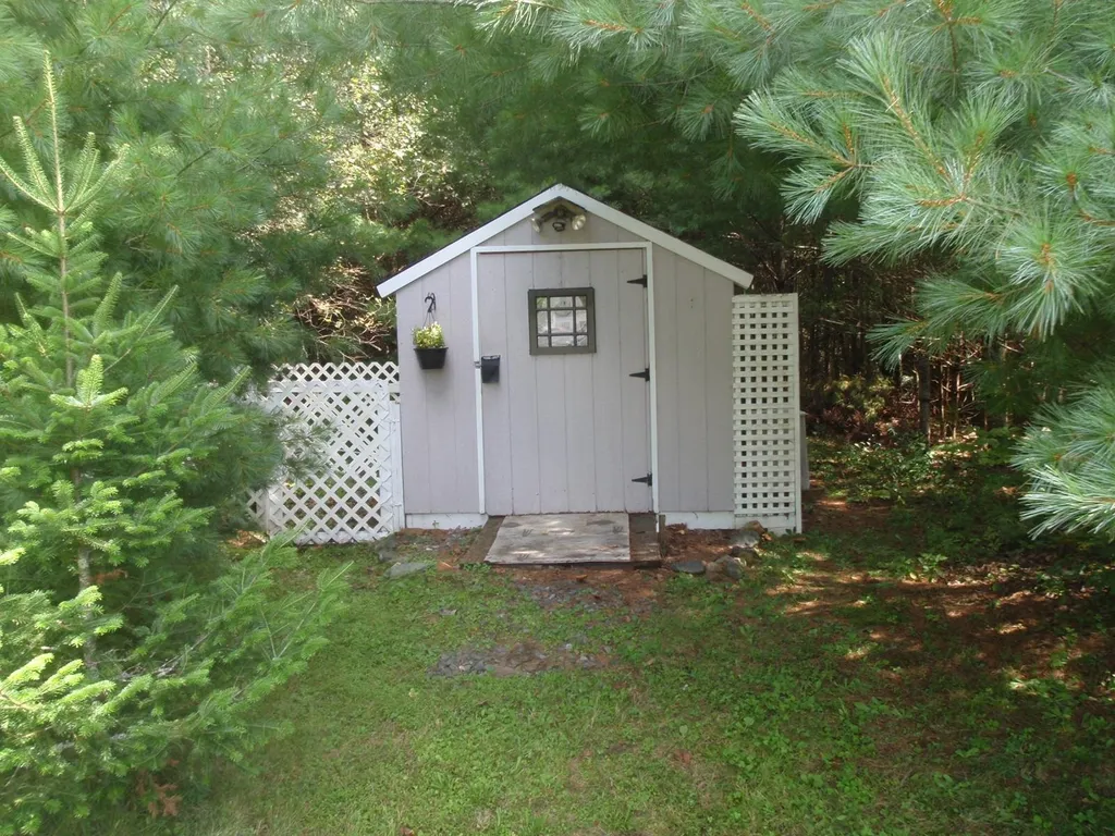 7 Lunar Drive Canaan NH 03741