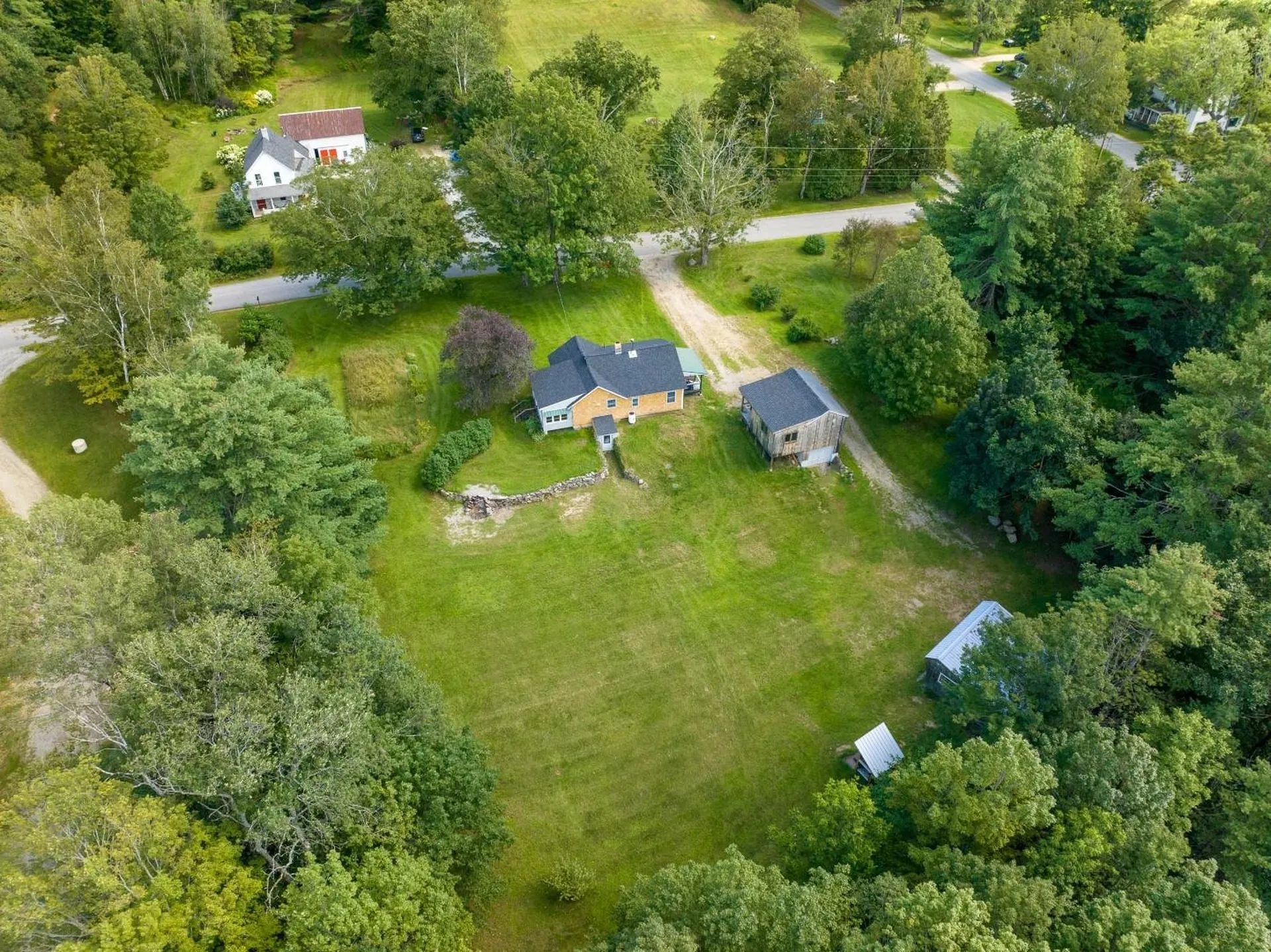 85 East Side Road Wentworth NH 03282