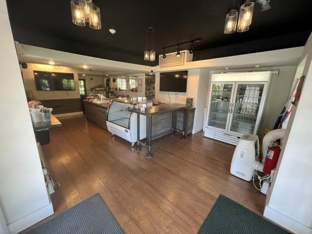 122 Lafayette Road North Hampton NH 03862