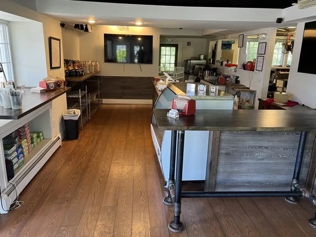 122 Lafayette Road North Hampton NH 03862
